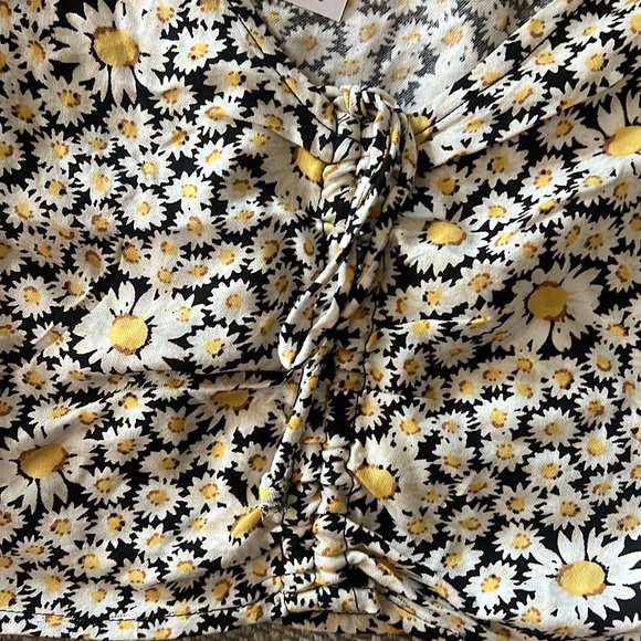 BUNDLE NWT 2 American Eagle Short Sleeve Tops Women’s XL - Picture 8 of 8